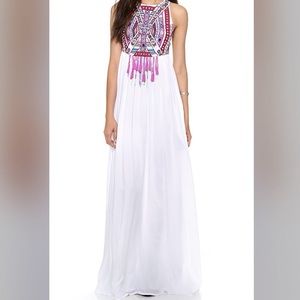 Beautiful & Colorful Maxi Dress! 🌸🍀